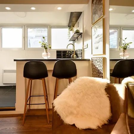 Apartment Calea Victoriei Elegance - Modern Bucharest