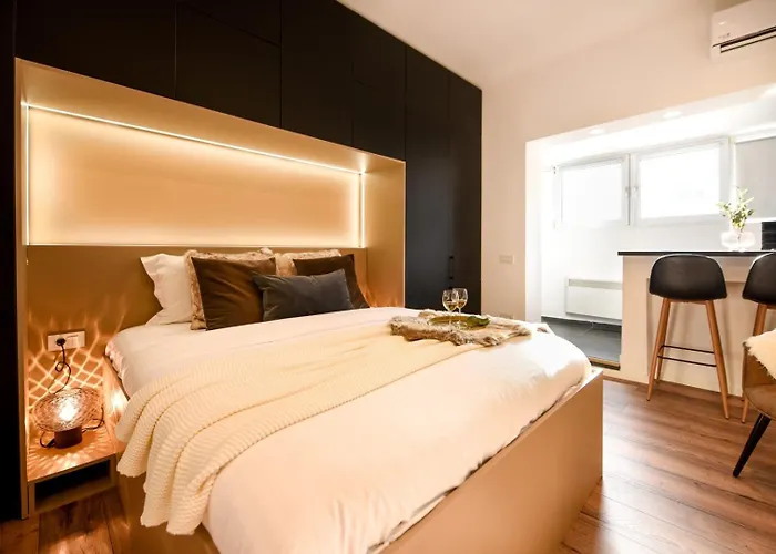 Calea Victoriei Elegance - Modern * Bucureşti