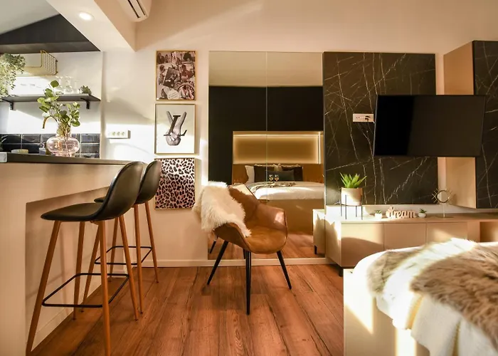 Calea Victoriei Elegance - Modern Apartment *